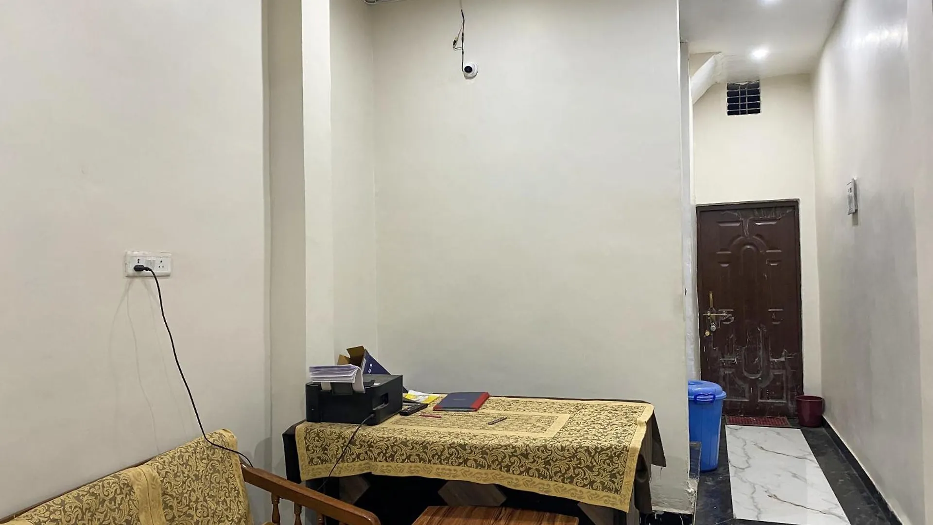Laxmi Home Stay Varanasi Hotel