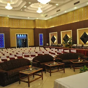 Hotel Plaza, Varanasi